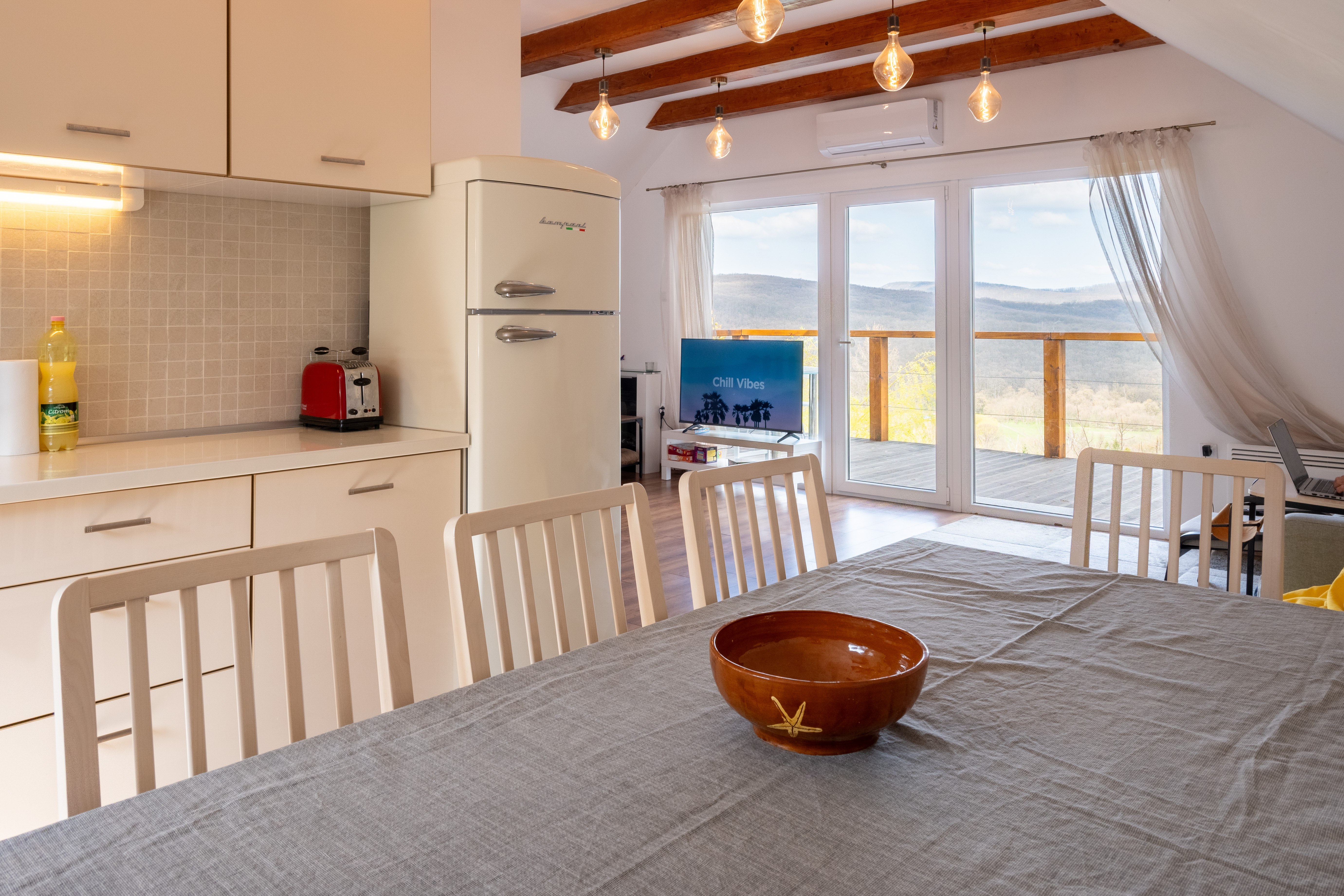 Fully-Equipped Stylish Kitchen